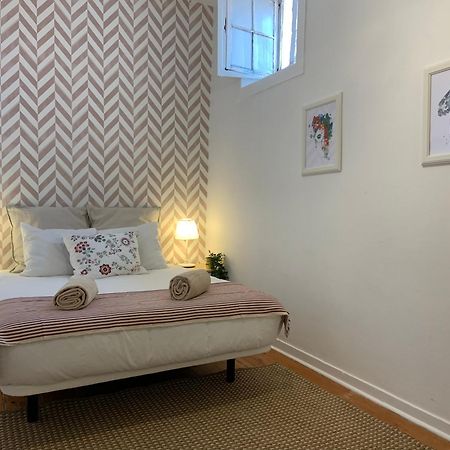 Stay As A Local! Santos Historical Guesthouse IV Lissabon Exterior foto